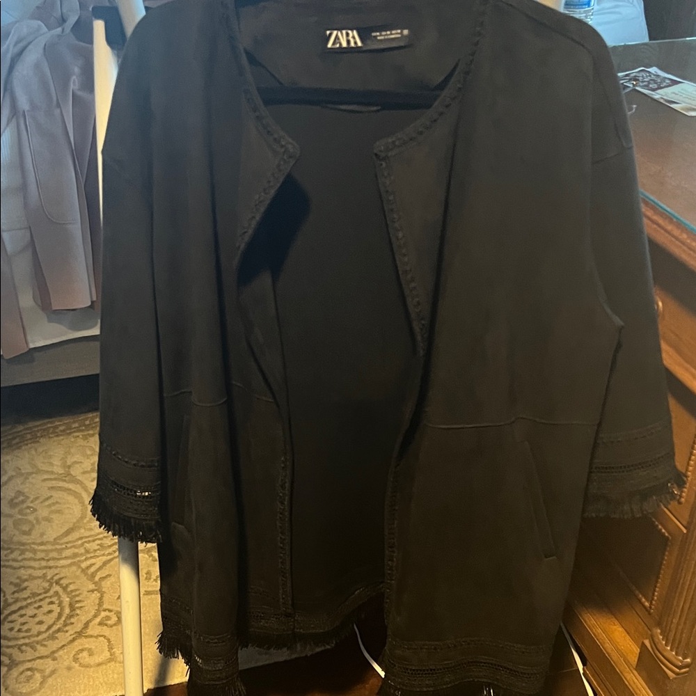 Zara Women's Elegant Black Blazer